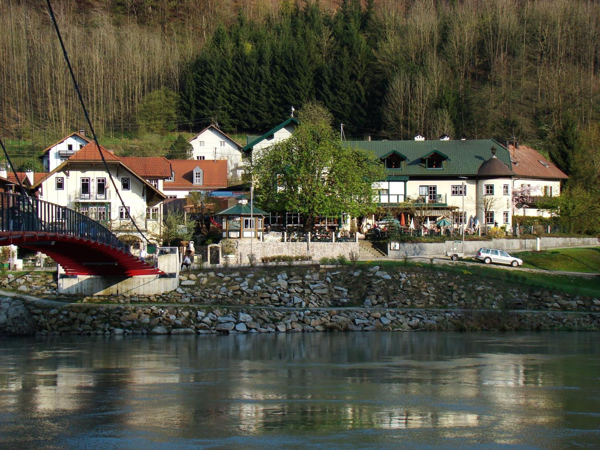 Landhotel Mariensaeule Wernstein am Inn Exterior foto